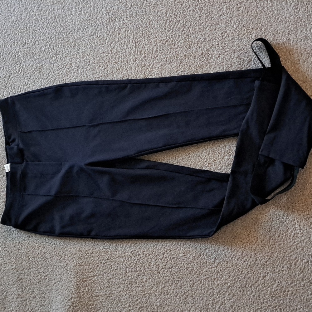 Medium. Halara High Waisted Adjustable Stirrup Wi… - image 3